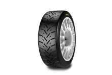 Pirelli RX9 – soft tire (18 inches)