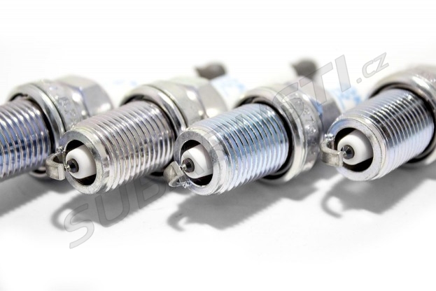 Spark plug set PFR7G Impreza GT/WRX/STI 1995-2005, Forester 1995-2005